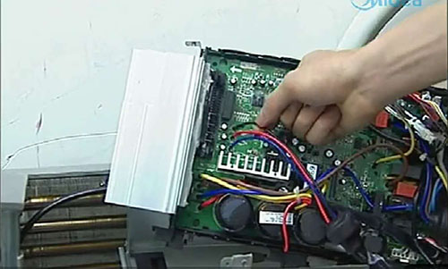 珠海市美的空调电话是多少